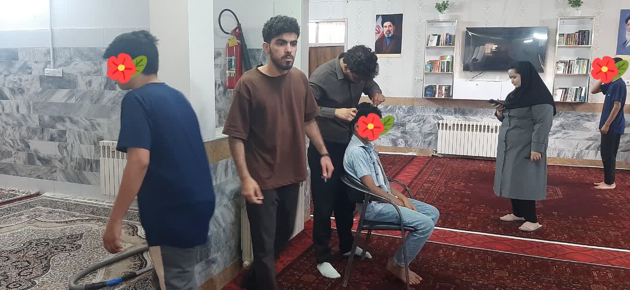 حضور گروه سلامت جامعه در خانه فرزندان امید و ارائه خدمات بهداشتی